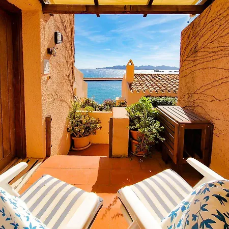 - Pagello E * Ла-Маддалена